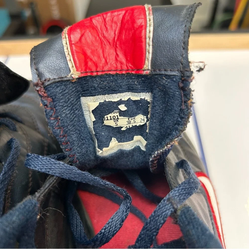 Vintage Nike Soccer Cleats Obsidian‎ Varsity Red White Men's Size 6